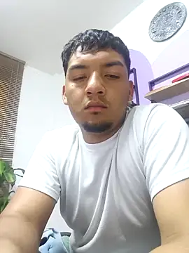 Snapshot of Itsdavidxxx chatting on 04-01-26, 02:58 Itsdavidxxx online show from 04-01-26, 02:58