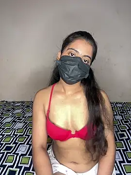 Snapshot of Riya_leone chatting on 06-18-26, 07:18 Riya leone online show from 06-18-26, 07:18