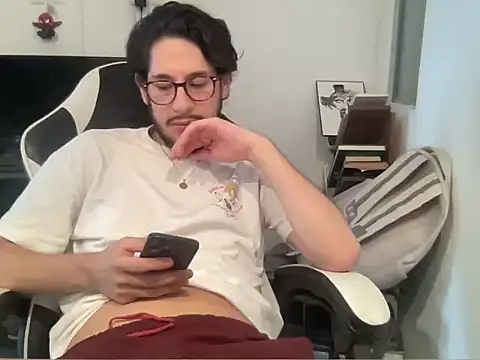 HornyPizzaBoyX online show from 04-28-26, 10:48