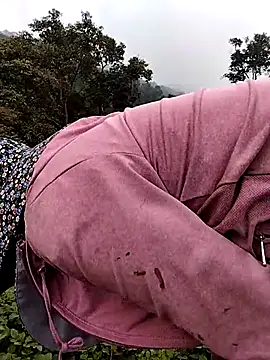 Snapshot of Hoabattu-66 chatting on 03-27-26, 02:06 Hoabattu-66 online show from 03-27-26, 02:06