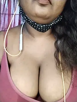 Snapshot of Tamil-Dhara chatting on 06-18-26, 06:24 Tamil-Dhara online show from 06-18-26, 06:24
