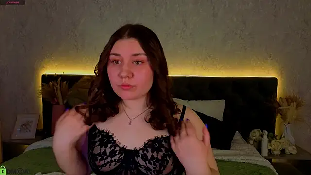 Maya Raay online show from 04-11-26, 01:10