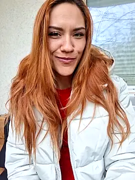 Snapshot of SlimBellaOfficial chatting on 03-26-26, 10:43 SlimBellaOfficial online show from 03-26-26, 10:43