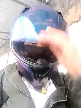 Snapshot of Dayan_White chatting on 03-25-26, 10:05 Dayan White online show from 03-25-26, 10:05