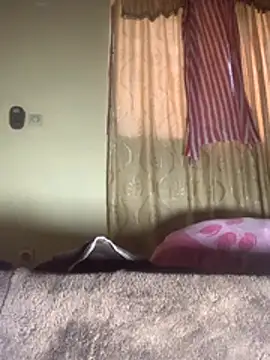 Snapshot of Mazekueen chatting on 03-26-26, 10:21 Mazekueen online show from 03-26-26, 10:21