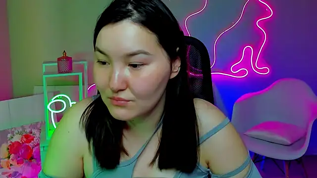 Snapshot of CamilaMartiez chatting on 03-28-26, 01:00 CamilaMartiez online show from 03-28-26, 01:00