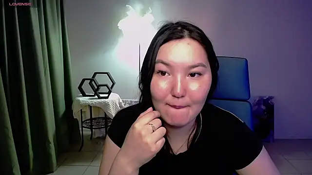 CamilaMartiez online show from 06-19-26, 12:09