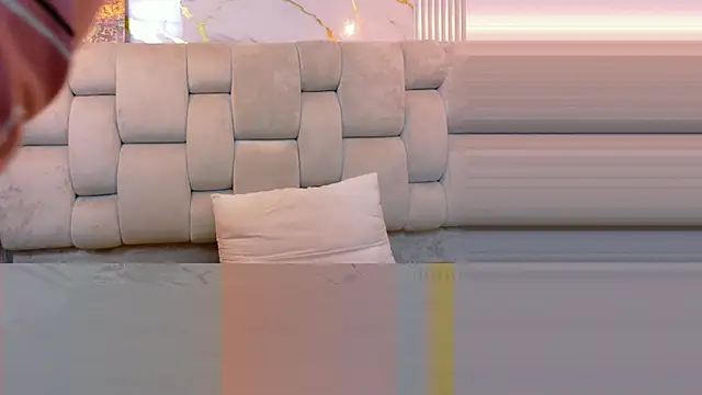 Snapshot of MOgekobig19 chatting on 03-27-26, 01:00 MOgekobig19 online show from 03-27-26, 01:00