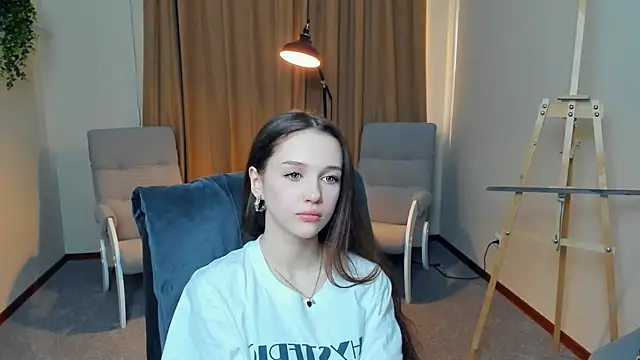 Snapshot of SharriSang chatting on 03-31-26, 01:22 SharriSang online show from 03-31-26, 01:22