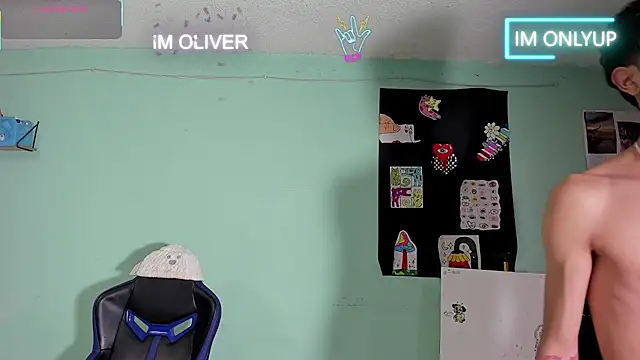 TYLERhHOT2005 online show from 04-23-26, 01:02