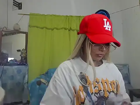 skinny tyffany online show from 05-27-26, 05:04