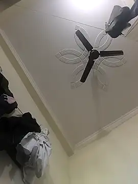 Snapshot of saura545 chatting on 03-26-26, 02:50 saura545 online show from 03-26-26, 02:50