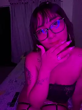 bellakaterin online show from 03-29-26, 03:50