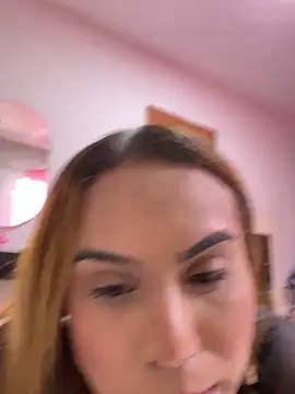 Jullyanaximeness online show from 06-10-26, 01:21