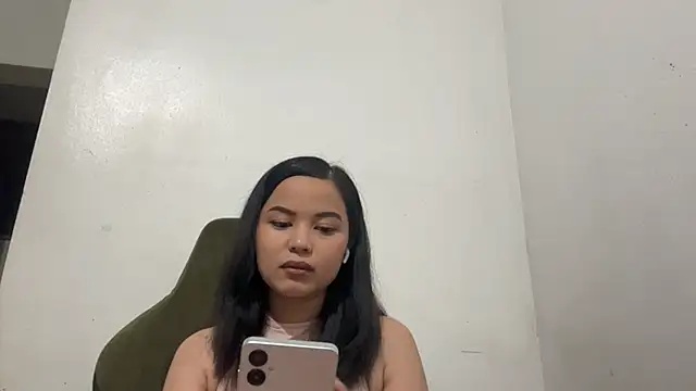 Snapshot of ChristenaShogren chatting on 03-28-26, 01:54 ChristenaShogren online show from 03-28-26, 01:54