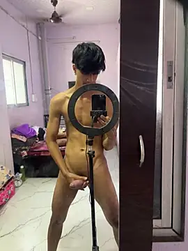 Snapshot of adihaveabigdick chatting on 04-10-26, 06:29 adihaveabigdick online show from 04-10-26, 06:29