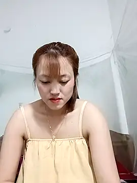 -Bitilu- online show from 04-28-26, 02:27