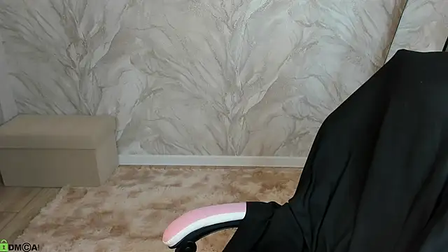 honey cherrry online show from 04-26-26, 01:47
