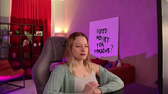 Snapshot of VireliaMoonfall chatting on 04-15-26, 10:11 VireliaMoonfall online show from 04-15-26, 10:11