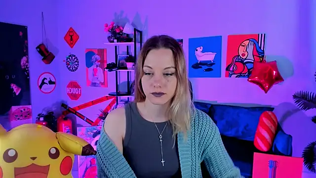 Snapshot of VireliaMoonfall chatting on 04-16-26, 10:27 VireliaMoonfall online show from 04-16-26, 10:27