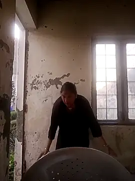 Snapshot of Raanieoy012 chatting on 04-06-26, 01:47 Raanieoy012 online show from 04-06-26, 01:47