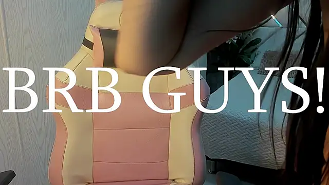 Snapshot of Lya_Blaze chatting on 04-01-26, 01:41 Lya Blaze online show from 04-01-26, 01:41