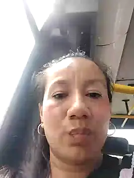 Snapshot of danna_tt chatting on 07-15-26, 04:45 danna tt online show from 07-15-26, 04:45