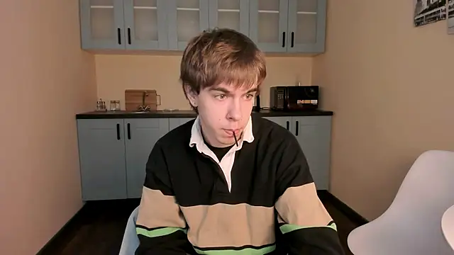 Snapshot of DaveBevy chatting on 07-03-26, 07:53 DaveBevy online show from 07-03-26, 07:53