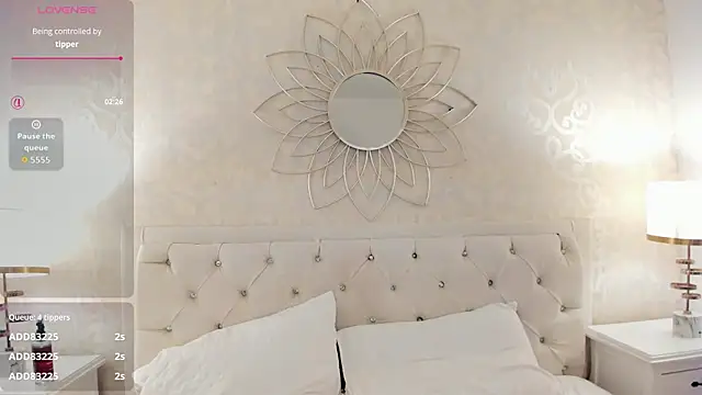Julietta    online show from 05-11-26, 04:04