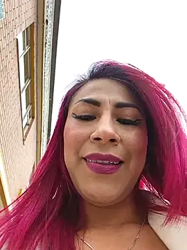 Snapshot of tatianabelli chatting on 07-19-26, 06:11 tatianabelli online show from 07-19-26, 06:11