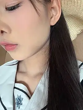 Snapshot of anan_baby chatting on 06-20-26, 12:14 anan baby online show from 06-20-26, 12:14