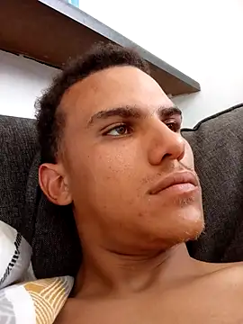 Snapshot of daddys_home69 chatting on 04-12-26, 08:41 daddys home69 online show from 04-12-26, 08:41