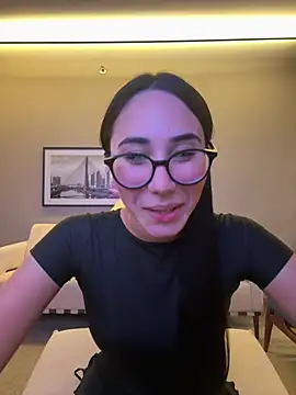 juliacosta online show from 04-25-26, 09:23
