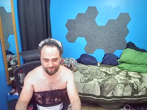 Snapshot of MachoPutito chatting on 03-26-26, 02:28 MachoPutito online show from 03-26-26, 02:28