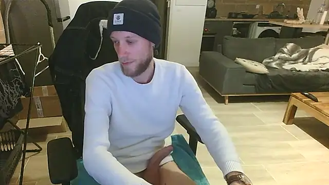 Shikaneko online show from 12-04-25, 06:38