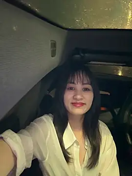 Yang 218 online show from 05-18-26, 01:50