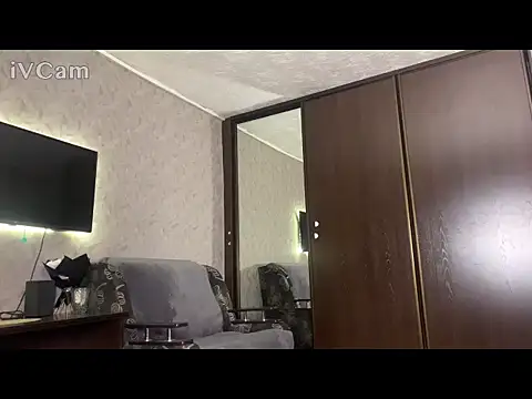 Snapshot of mason_silver chatting on 04-03-26, 06:17 mason silver online show from 04-03-26, 06:17