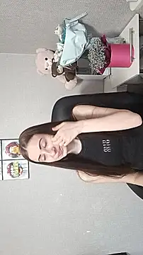 Snapshot of Linda_Mur_ chatting on 04-03-26, 05:49 Linda Mur online show from 04-03-26, 05:49