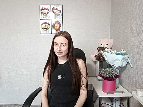 Snapshot of Linda_Mur_ chatting on 04-04-26, 05:38 Linda Mur online show from 04-04-26, 05:38