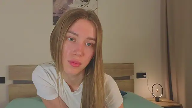 Snapshot of AliseeLee chatting on 03-30-26, 12:11 AliseeLee online show from 03-30-26, 12:11