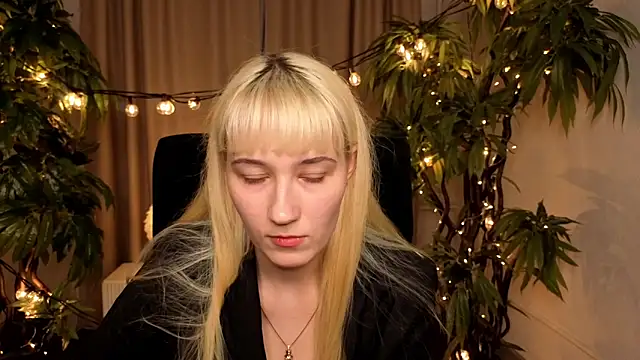 Snapshot of SusanWeaver chatting on 04-07-26, 12:49 SusanWeaver online show from 04-07-26, 12:49