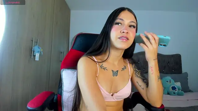 mia adamsxx online show from 04-29-26, 02:15