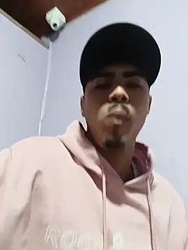 Snapshot of LucaColmal chatting on 04-08-26, 02:11 LucaColmal online show from 04-08-26, 02:11