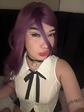 Snapshot of slyveon chatting on 04-02-26, 10:13 slyveon online show from 04-02-26, 10:13