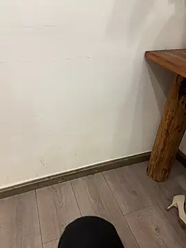 yingzi003 online show from 03-31-26, 04:18