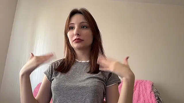 Snapshot of Tara_Harrisss chatting on 04-05-26, 10:45 Tara Harrisss online show from 04-05-26, 10:45