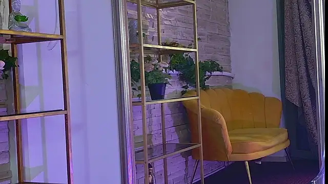 JeniferRosee online show from 05-30-26, 07:11