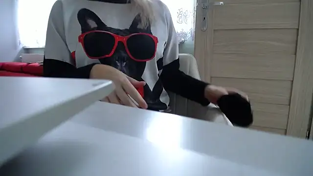 Sexi--Milf online show from 01-25-25, 01:30