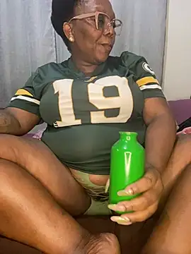 BoobsQueeen online show from 07-31-26, 11:26