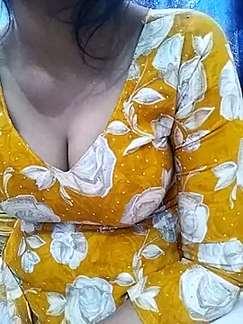 Snapshot of Pinky-hot11 chatting on 03-30-26, 03:40 Pinky-hot11 online show from 03-30-26, 03:40